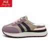 28199 Sandálias Fechadas Respiráveis de Solado Grosso para Mulheres, Uso Externo de Verão, Novo Estilo 2026 Chinelos Meio Calçado Slip-On Preguiçosos Sandálias de Solado Macio