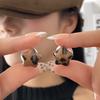 Otoño e Invierno Nueva Moda Pendientes con Estampado de Leopardo de Cinco Puntas Colgantes Traseros Pendientes de Perla con Puntos Polares Rojos de Estrella para Mujer