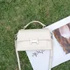 Bolsa Pequena Retro de Luxo 2026 Nova Tendência Popular Bolsa Feminina Versátil Bolsa Transversal Moda Bolsa de Mão Pequena Quadrada