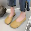 Nuevos mocasines planos de suela blanda para mujer estilo 2026 otoño sin cordones casuales cómodos de punta redonda zapatos para mujer