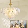 Lustre de Sala de Estar Estilo Francês, Lâmpada Floral de Pérola da Moda na Cor Creme, Novo Modelo 2026 para Quarto Aconchegante, Iluminação de Hall de Entrada