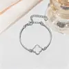 Pulsera de Trébol de Cuatro Hojas de Lujo Simple Moda Joyería de Nácar Fabricante Venta Directa al Por Mayor