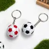 Nova mochila criativa com tema de futebol com bandeiras nacionais, chaveiro de fã de futebol, lembrança, prêmio de competição, pingente de presente