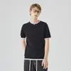 Camiseta Tricô Manga Curta Cor Contrastante Falsa Duas Peças Masculina APO Verão Slim Fit Joker Gola Meio Aberta Jaqueta Interna