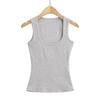 AP24334-24 Verão Novo Estilo Europeu e Americano Garota Quente Sexy U Neck Elástico Slim-fit Esportes Casual Ombro Estreito Colete