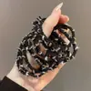 Estilo Leve de Luxo Corda de Cabelo Case de Couro, Simples Elegante, Elástico de Cabelo com Strass, Alta Elasticidade e Corda de Cabelo Durável, Elástico de Cabelo para Adultos
