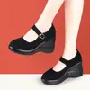 Zapatos de Tacón de Cuña para Mujer con Suelas Gruesas, Nuevo Modelo Otoño 2026, Zapatos Cómodos de Tela con Suela Suave para Mujeres de Mediana Edad y Mayores, Adecuados para Madres y Trabajo en Hoteles