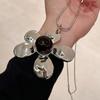 Estilo Coreano Retro Viejo Plateado Moteado Colgante de Flor Exagerado Moderno de Gama Alta Ins Cadena Larga para Mujer Cadena de Lana
