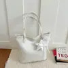 Elegante bolso de mujer 2026 nuevo modelo, gran capacidad, adecuado para el trabajo y los desplazamientos, bolso tote tejido de alta gama a la moda, moderno
