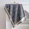 Cachecol Jacquard Filhote de Cachorro Inglês em Cores Contrastantes Doce Outono Inverno Novo Estilo Cashmere Falso Quente Proteção para Ombros e Pescoço Xale Macio Versátil