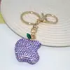 Venta al por mayor del fabricante Llavero de Manzana de Arcilla Blanda con Diamantes, Lindo Colgante Personalizado para Bolso, Llavero de Coche, Accesorios Coloridos