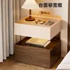 Mesita de noche alquiler mesita de noche dormitorio cajón almacenamiento armario mesa lateral creativa para sofá armario de almacenamiento estante para sala de estar