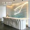 Mostrador de recepción de yeso GRG, sala de exposición de lujo ligero, mostrador de recepción de yeso con textura de onda de agua, mostrador de bar comercial curvo, fabricante personalizado