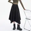Falda de cola de golondrina de diseño irregular para mujer, nueva falda midi adelgazante de cintura alta para otoño e invierno con cinturón, falda de gamuza