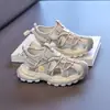 Sandalias para Niños 2026 Verano Nuevos Zapatos de Marco para Niños Malla Transpirable Casual Huecos Sandalias Deportivas Cerradas para Niñas