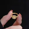 Anillo Exquisito Popular Estilo Palacio Floreciente Chapado en Plata Piedra Preciosa Perla Apertura Ajustable Venta Directa de Fábrica