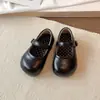 Zapatos Mary Jane de estilo retro francés para niñas, colección primavera/otoño 2026, zapatos de cuero de suela plana, punta redonda, zapatos de vestir versátiles