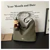 Bolso Tote Versátil de Moda Transfronterizo para Principios de Otoño Cold Brew para Mujer Textura Retro Bolso de Axila Bolso de Hombro Cruzado