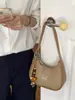 Bolso Retro Estilo Coreano Bajo el Brazo para Mujer 2026 Nuevo Otoño e Invierno Lujo Ligero Nicho Bolso de Hombro Cruzado de Alta Gama para Mujer