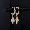 Pendientes de Aro con Colgante de Rayo Completamente Incrustados de Diamantes Estilo Hip-Hop Europeo y Americano, Aros Dorados Incrustados de Diamantes, Pendientes Modernos y Geniales para Hombres y Mujeres