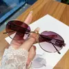 Nuevas Gafas de Sol Metálicas de Marco Grande Tendencia Retro Gafas de Sol con Visera Gafas de Sol para Mujer Protección Solar de Alto Nivel Gafas de Sol con Protección UV