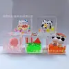 Adornos Cuadrados de Acrílico 5*5 Creativos de Dibujos Animados Lindos Botella de Arena Movediza de Aceite Líquido Adornos Regalos para Estudiantes