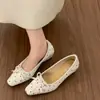 Zapatos Nuevos Otoño 2026 Estilo Ballet de Lunares Franceses con Moño Suela Suave Versátiles Punta Cuadrada Tacón de Cuña Bajo Sin Cordones