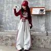 Conjunto de Dança Jazz Outono para Meninas 2025 Calças de Moletom Casuais Camiseta Básica Slim-Fit Infantil Roupa Esportiva Tendência para Apresentação Estudantil