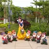 Escultura de Personagem de Desenho Animado Grande de Fibra de Vidro para Exterior Anão da Branca de Neve Artesanato Enfeites Decorativos para Jardim de Infância