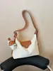 Bolsas de tecido de nylon transfronteiriças, bolsas de ombro, bolsas para o dia a dia, designs color-block e patchwork, bolsas de ombro da moda, elegantes e estilosas, bolsas de ombro versáteis