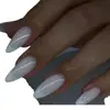 Uñas postizas estilo coreano minimalista de color blanco sólido para prensa francesa con base transparente y bordes blancos, forma de almendra, versátiles y removibles para estudiantes