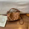 2026 Otoño Nuevo Bolso Tote de Lunares Retro para Mujer Gran Capacidad Versátil para Viajar Bolso de Mano Bolso de Hombro Bolsos de Mujer al por Mayor