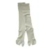 Calcetines de Seda para Mujer hasta la Pantorrilla, Estilo Japonés, Color Sólido Simple, Versátiles de Dos Dedos Largos, Diseño de Malla, Adecuados para Zapatos de Dos Dedos