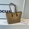 Bolso Tote para Mujer 2024 Nuevo de Gran Capacidad para Viajar Otoño e Invierno Bolso de Hombro Versátil Bolso de Clase Simple