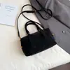 Bolso de Mano Estilo Lujo Ligero Bolso Boston para Mujer Moda de Invierno 2025 Nuevo Bolso de Hombro Cruzado de Alto Valor para Viajar