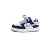 Zapatillas para niñas 2026 otoño nuevo modelo zapatillas deportivas infantiles de suela blanda zapatillas casuales para niños zapatillas transpirables de caña baja con suela blanda