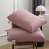 Fábrica Especializada en Suministro Transfronterizo de Fundas de Almohada de Hotel Cinco Estrellas con Cuadrícula de Tres Líneas Acolchada, Una Lavable Individual para Adulto