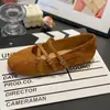 Versáteis sapatos casuais retro Mary Jane 2026 antiderrapantes de borracha para mulheres com fivelas duplas, sola simples e couro camurça confortável