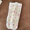 Calcetines de terciopelo de visón rosa para mujer estilo coreano con forro polar gruesos y cálidos para dormir calcetines de invierno lindos peludos calcetines de confinamiento