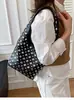 Bolsa de Ombro Casual da Moda 2026 Transfronteiriça com Rebites, Bolsa Popular Feminina de Axila, Bolsa Saco de Grande Capacidade