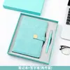 Conjunto de notebook A5 e caneta em estoque, ideal para reuniões e eventos corporativos, um presente prático com opções de personalização de logotipo.