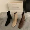 Botines Marrones de Tacón Alto para Mujer, Tacón Grueso, Cierre Trasero, Punta Cuadrada, Versátiles, Nuevos 2025 Otoño e Invierno, Estilo Coreano, Gamuza, Botines Ajustados