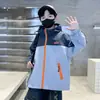 Chaqueta de Otoño para Niños 2026 Nuevo Modelo para Niños Mayores, Ajuste Holgado para Primavera y Otoño, Elegante Gabardina de Patchwork para Niños de Otoño