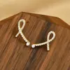 Brincos de Pérola Estilo Francês Retrô para Mulheres, Brincos de Flor de Camélia com Laço e Franjas de Alta Qualidade, Brincos de Luxo Leve, Venda por Atacado de Fábrica