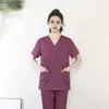 Entrega no Mesmo Dia, Todas as Cores e Tamanhos DisponíveisAmazon Estilo Europeu e Americano Blusas de Gola V para Scrub, Unissex, Adequadas para Hospitais e Clínicas, Uniformes de Enfermeiro