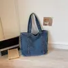 Bolsa tote de ganga elegante com decoração de rebites para mulheres, grande capacidade, adequada para o trabalho e a escola, bolsa de ombro casual versátil
