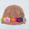 Gorro de Ganchillo Hecho a Mano con Flor en la Punta para Mujer, Versátil para Compras, Gorro de Lana Hueco, Gorro de Punto de Algodón de Color Degradado