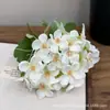 Flor de Simulação Pequeno Buquê Hortênsia Decoração Suave para Casa Enfeites Arranjo de Flores DIY Crisântemo de Casamento Flor Artificial Atacado