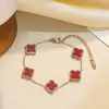 Moda Japonesa e Coreana Pulseira de Aço Titânio Trevo de Quatro Folhas Simples de Alta Qualidade Não Desbota Pulseira de Cinco Conchas Trevo de Quatro Folhas Acessórios