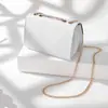Bolsos 2025 Bolsos Nuevos para Mujer Otoño e Invierno Bolsos Cruzados de Moda Versátiles Tendencia Diseño de Nicho Cadena de Cuero Genuino Estilo Caliente Pequeño Cuadrado